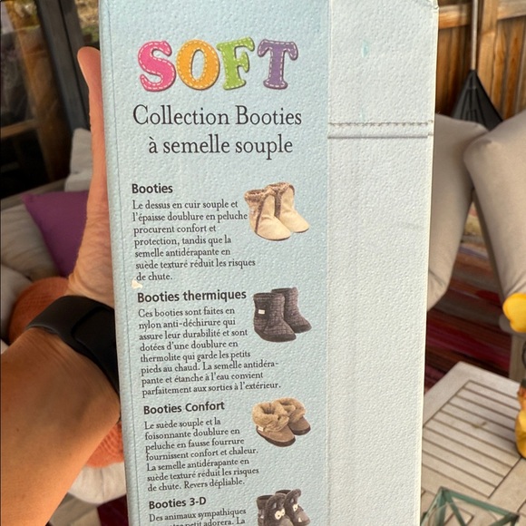 Robeez Furry Bunny Slippers - Picture 6 of 9